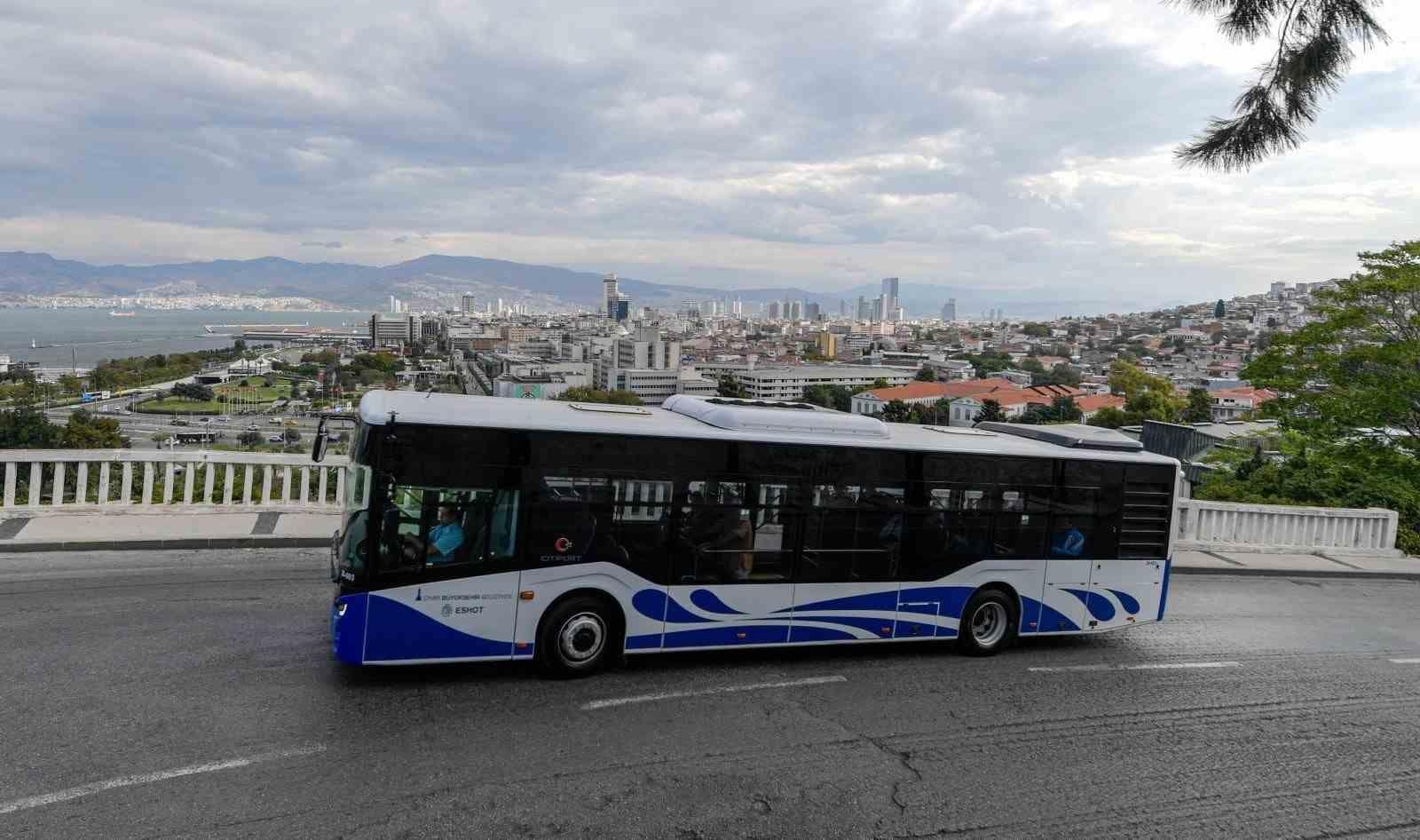 İzmir’de toplu ulaşım seferlerine bayram düzenlemesi