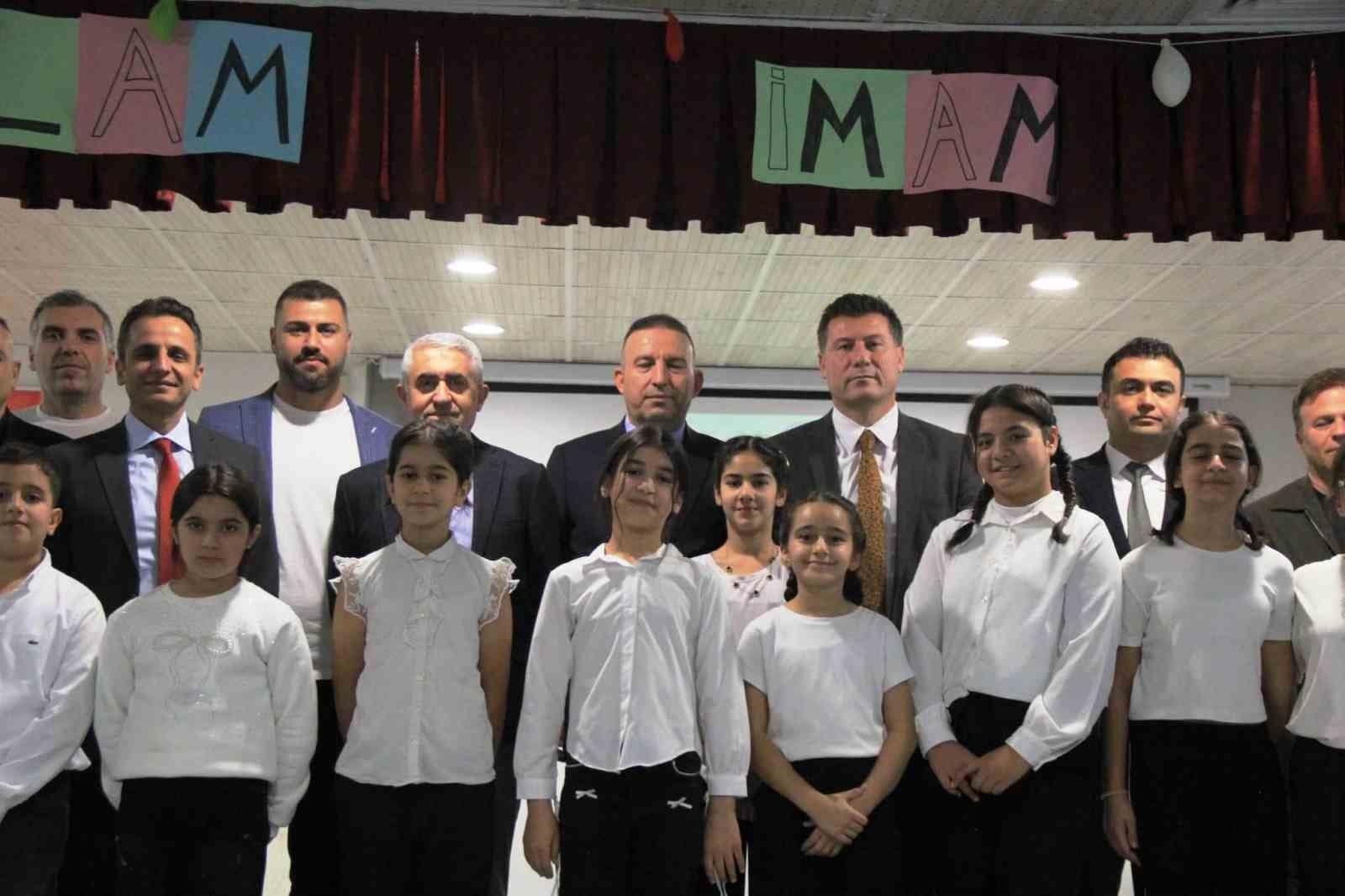 Cizre’de imam hatip okullarının yeniden açılışının 75. yılı coşkuyla kutlandı