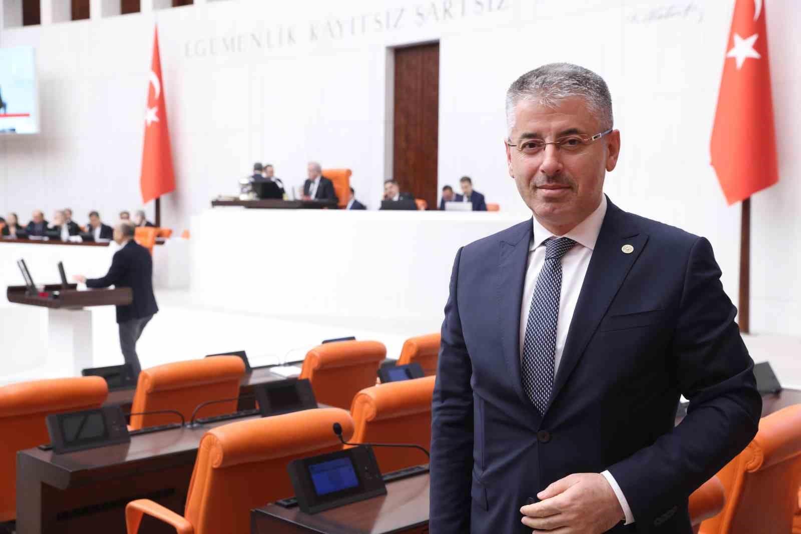 Çopuroğlu’ndan ‘fon’ açıklaması: "Devletin değirmeni yavaş döner ama ince öğütür"