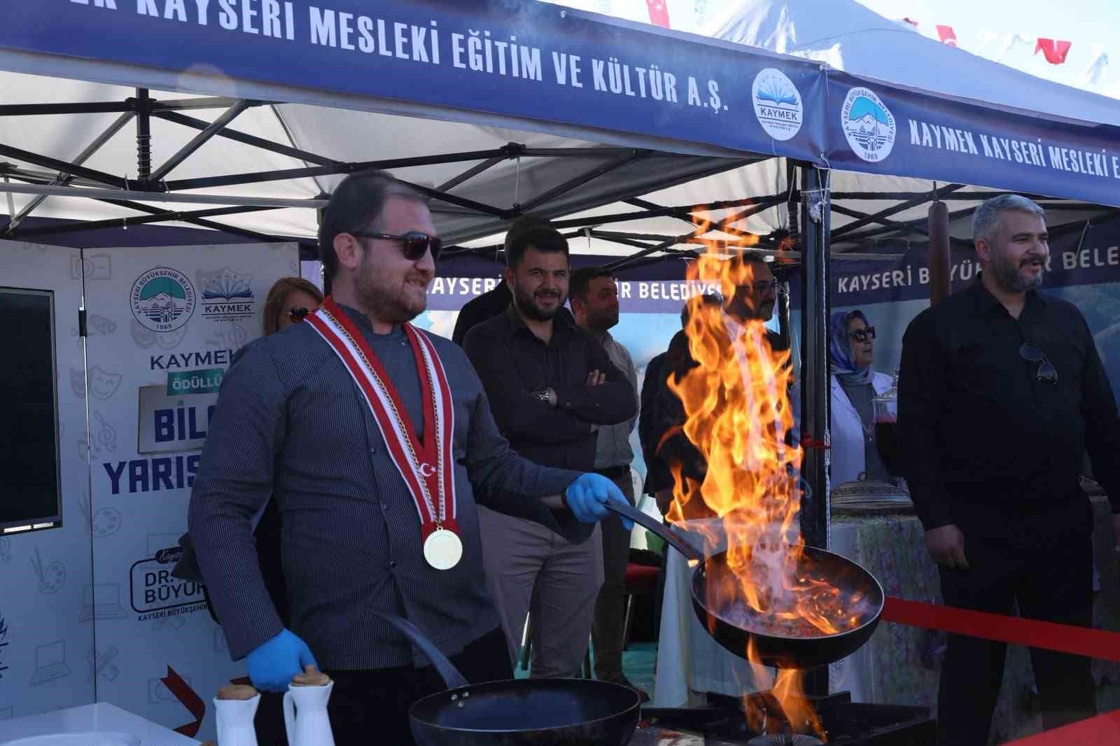 Kayseri’nin gastronomi zenginliği KAYMEK standında tanıtıldı