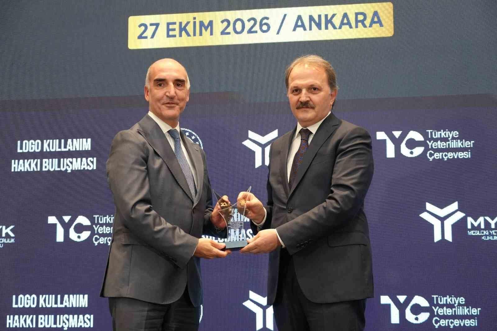 OMÜ’ye Türkiye Yeterlilikler Çerçevesi ödülü