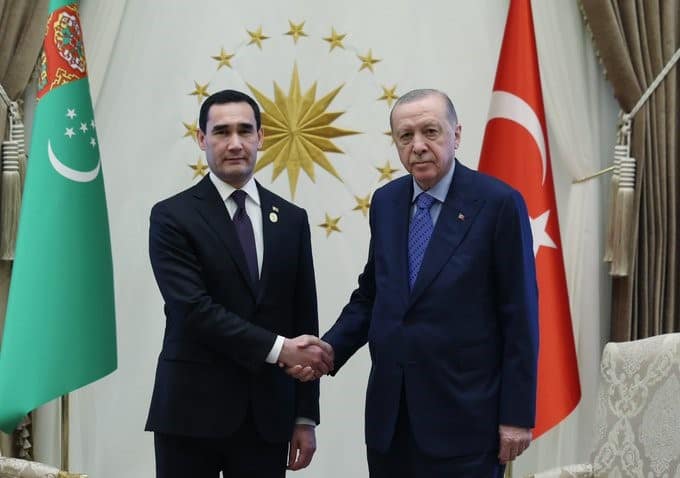 Cumhurbaşkanı Erdoğan, Türkmenistan Devlet Başkanı Berdimuhammedov’u COP31 Liderler Zirvesi’ne davet etti