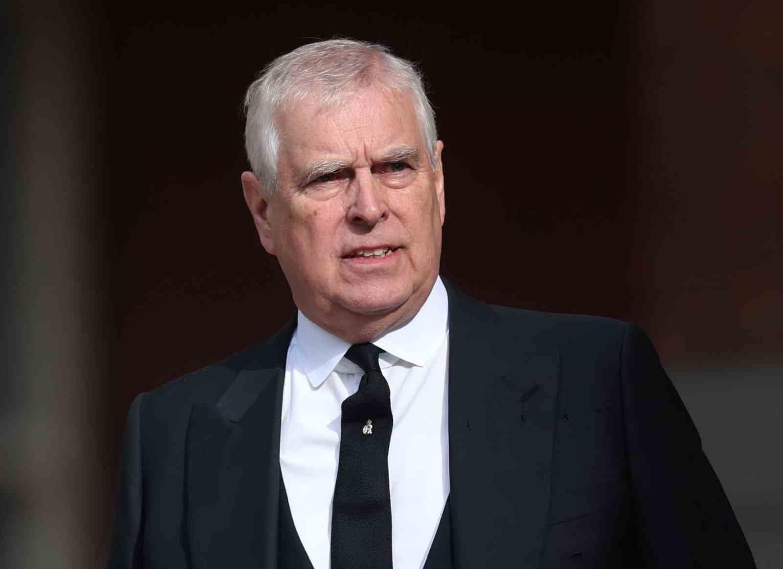 İskoçya polisinden eski prens Andrew ve Epstein’ın Balmoral ziyaretleriyle ilgili soruşturma