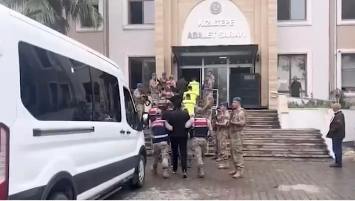 Mardin merkezli 10 ilde dolandırıcılık operasyonu: 6 tutuklama