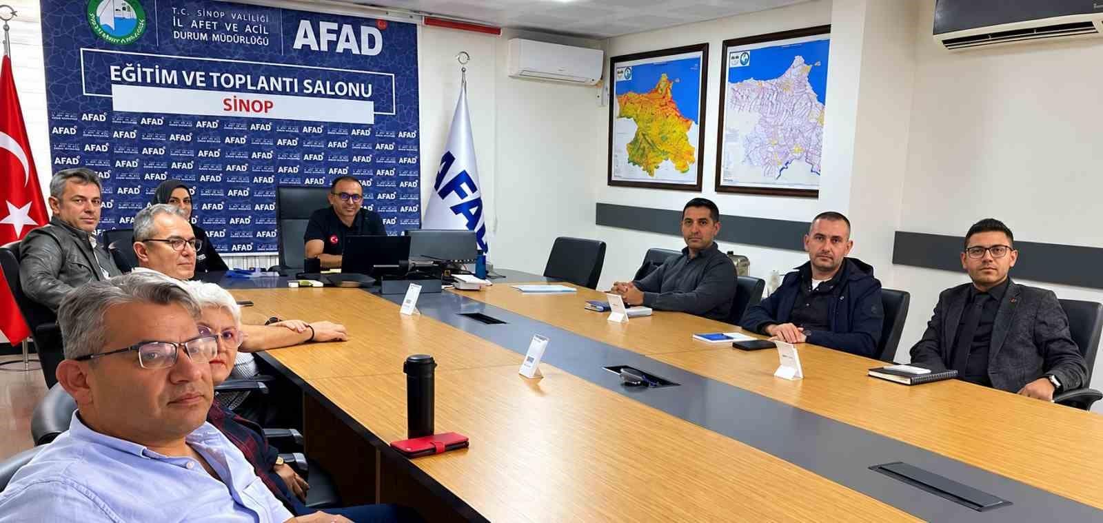 Sinop’ta sivil savunma uzman ve amir eğitimi