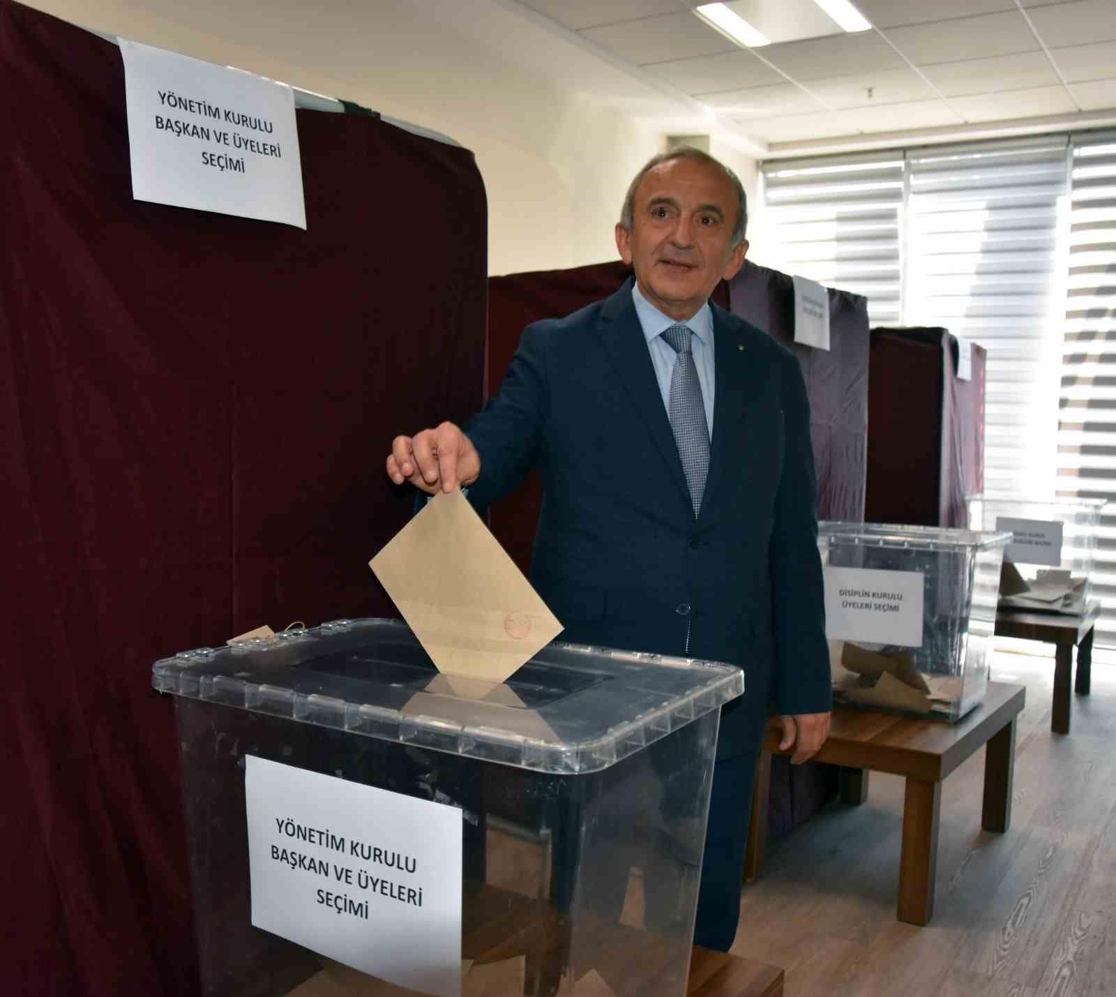 Manisa TSO’da Mehmet Yılmaz’la üçüncü dönem