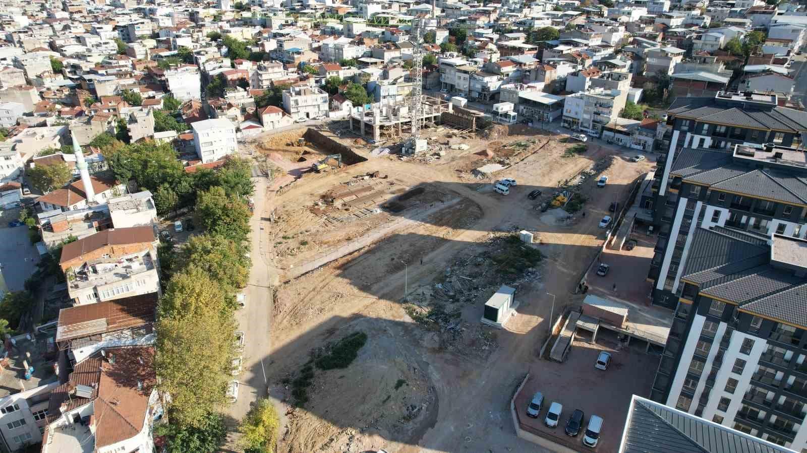 Yıldırım geleceği inşa ediyor