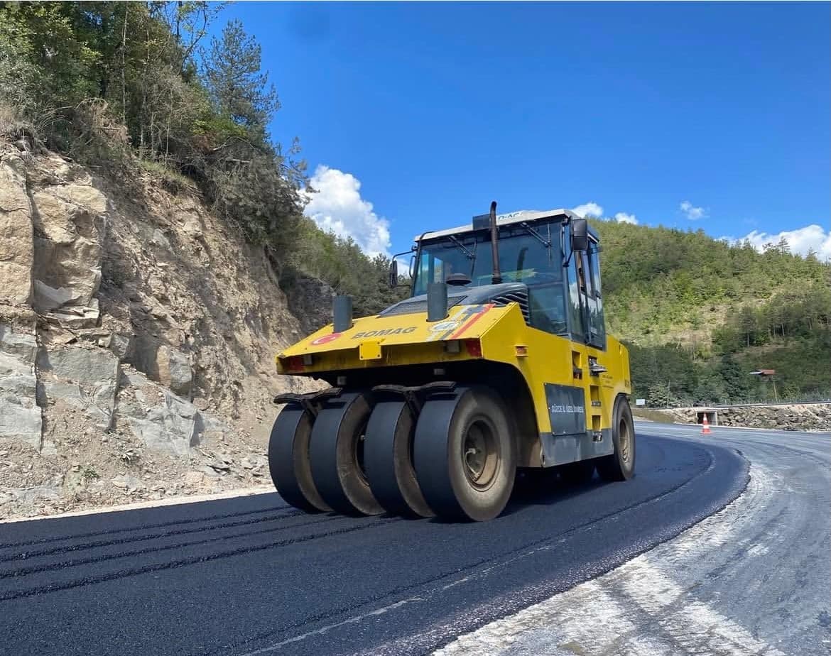 Yığılca-Yedigöller yolunda 5,5 kilometrelik asfalt çalışması tamamlandı