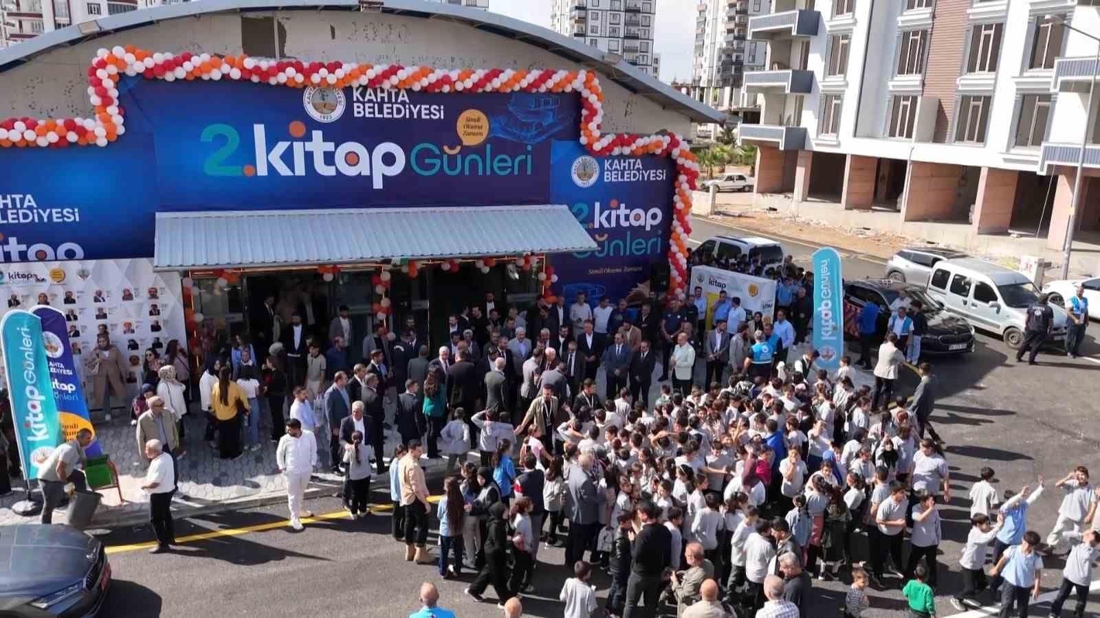 Kahta’da Kültür Şöleni: 2. Kitap Günleri kapılarını açtı