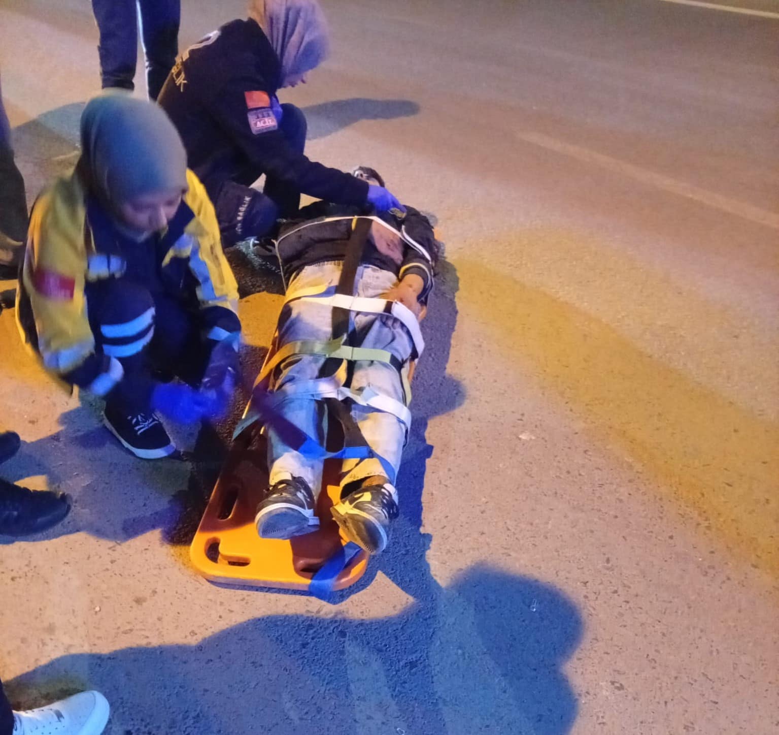 Devrilen motosikletin sürücüsü yaralandı