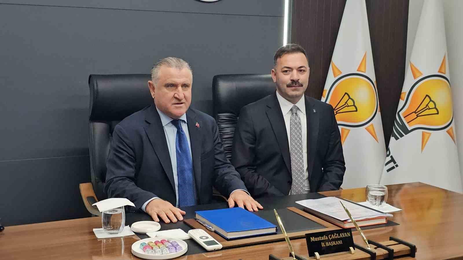 Bakan Aşkın Bak Zonguldak Valiliği ve AK Parti’yi ziyaret etti