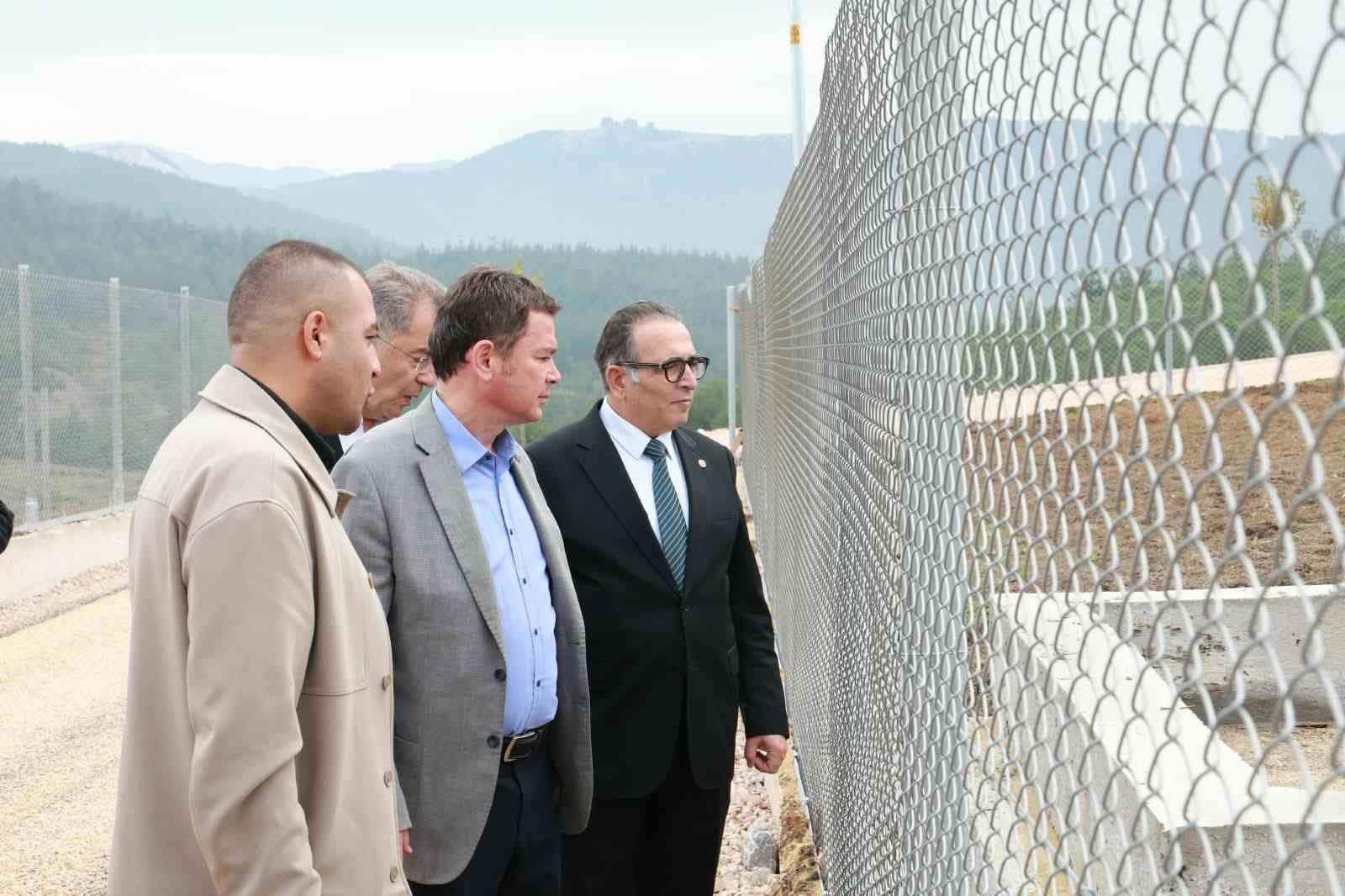 Osmangazi Belediyesi’nden can dostlara özel hayat merkezi