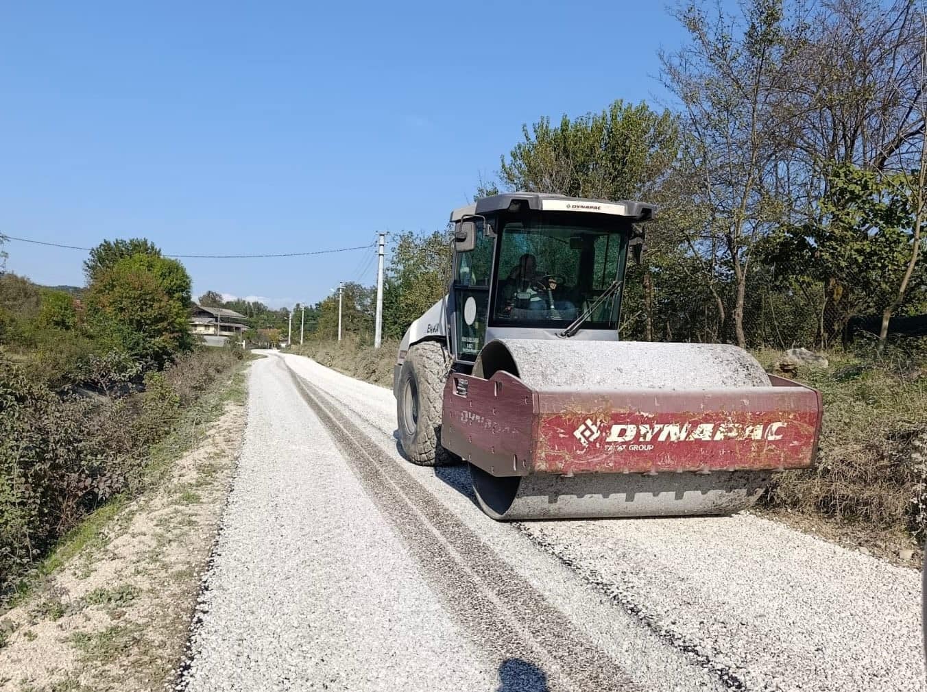 Kaymakçı ile Çalılık köyleri arasındaki yola soğuk asfalt