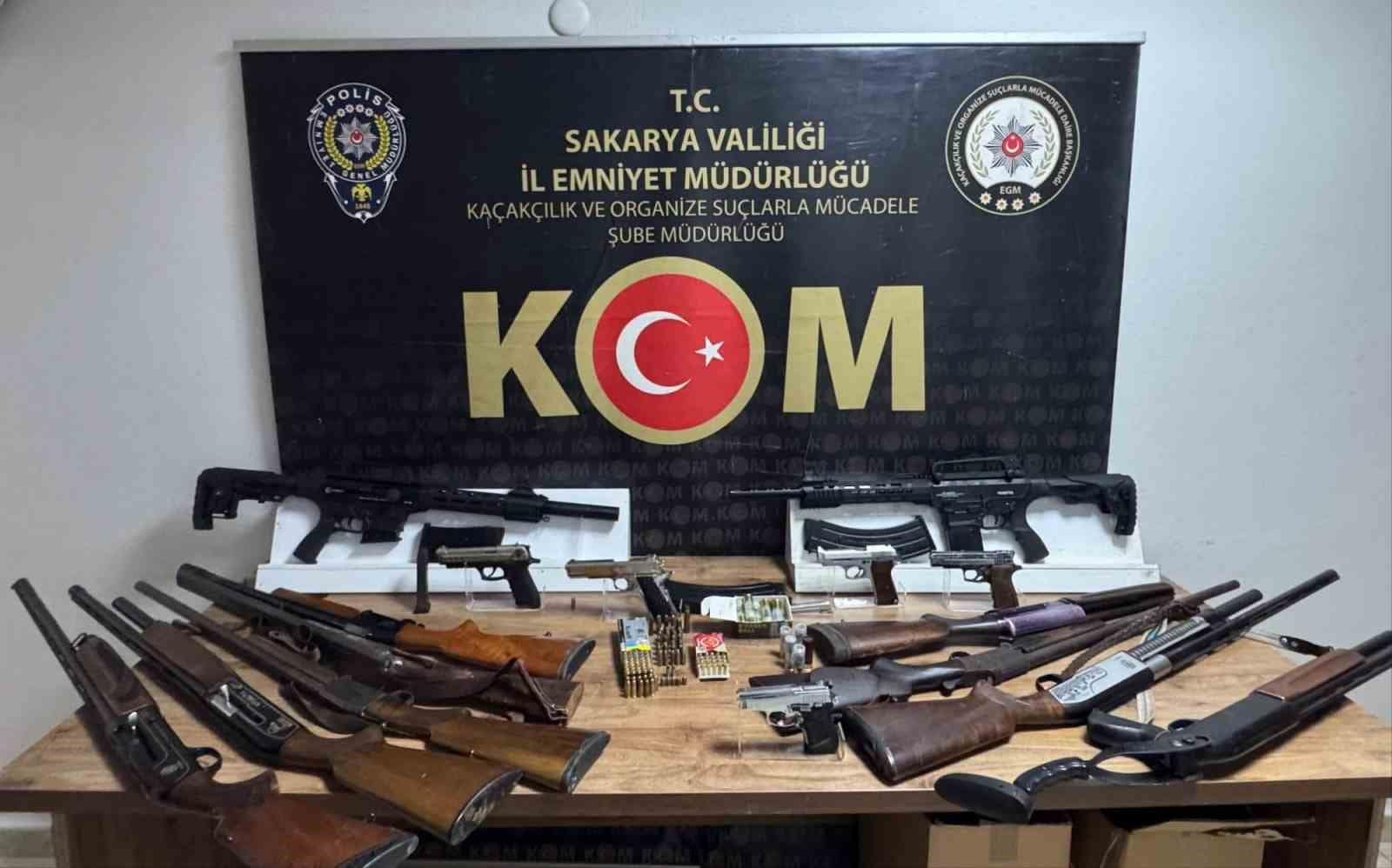 Sakarya’da "Sokaklar Güvende" operasyonu: 6 gözaltı