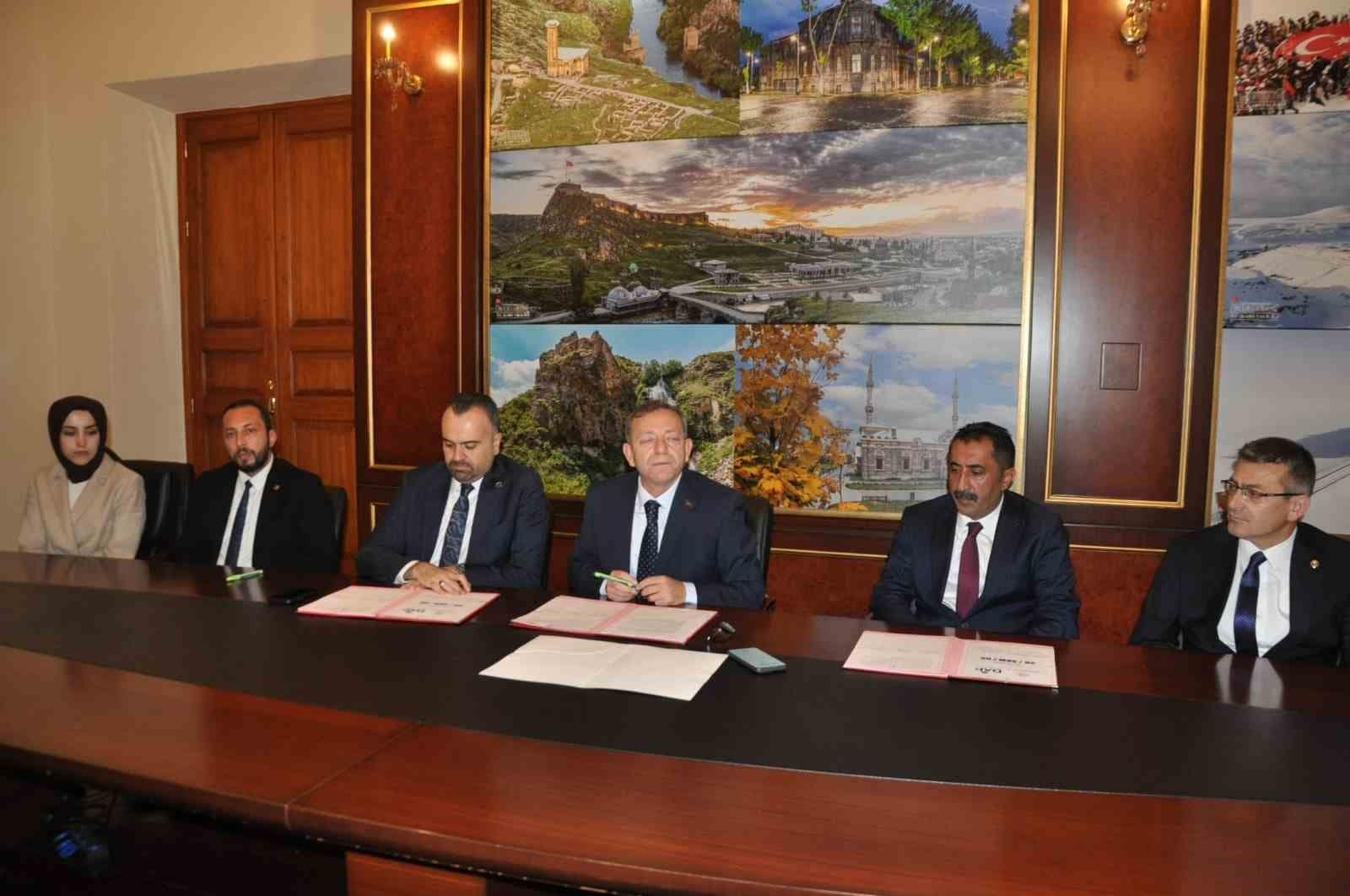 Kars’ta tarihi Mazlum Ağa Hamamı yeniden hayat bulacak