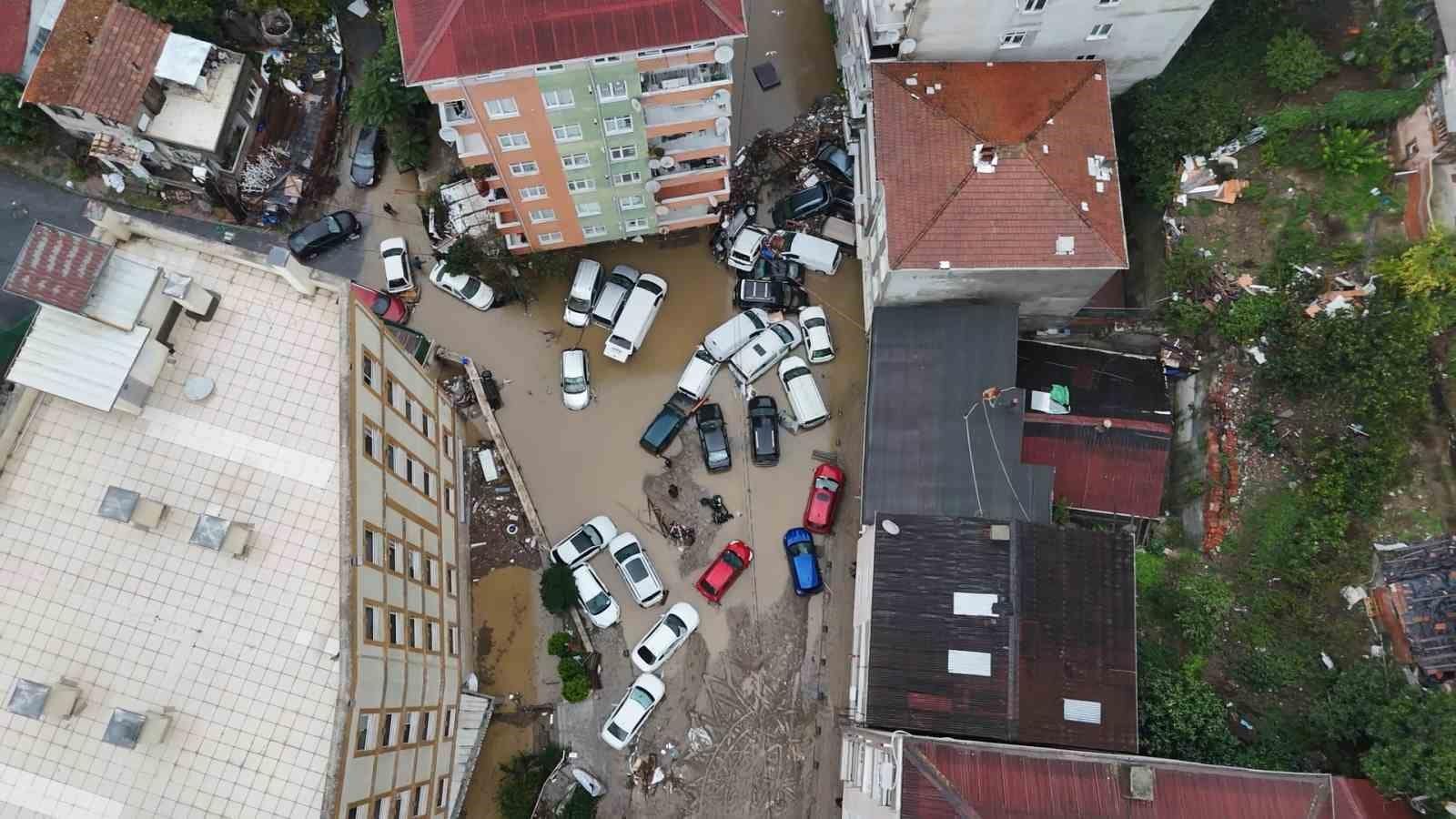 Sarıyer’de selin yol açtığı hasar havadan görüntülendi