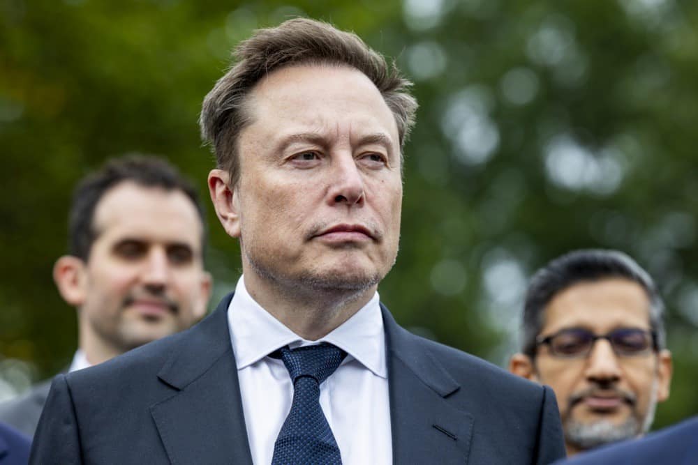 Elon Musk: "Ukrayna’da İHA’ların hızındaki yavaşlamanın arkasında ABD hükümeti olabilir"