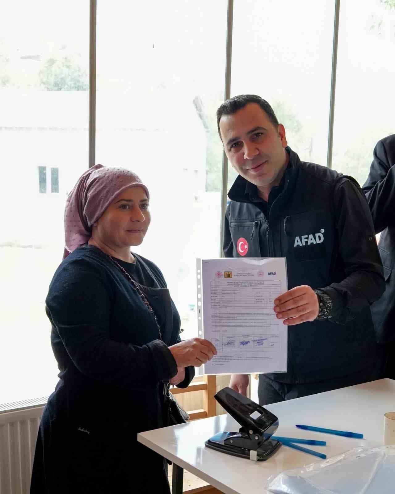 Gölbaşı’nda kalıcı konutlar hak sahiplerine teslim edildi