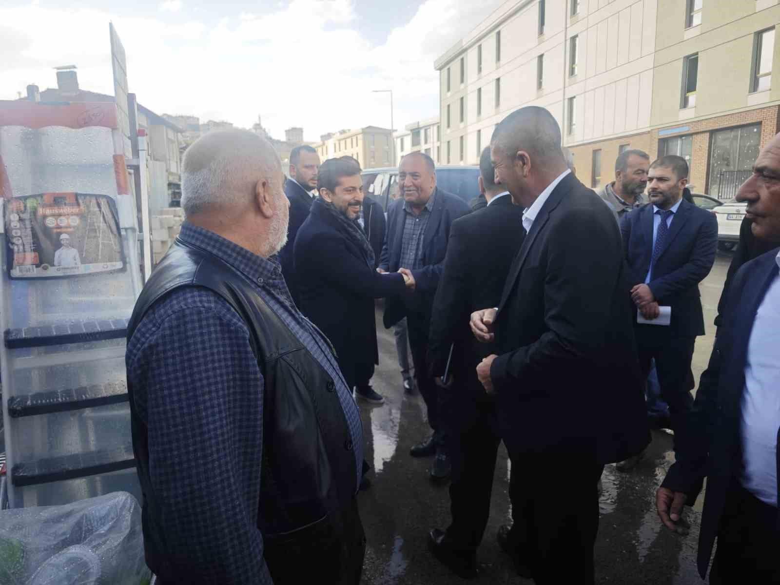 Akçadağ Çarşısı’nda esnafın talepleri değerlendirildi