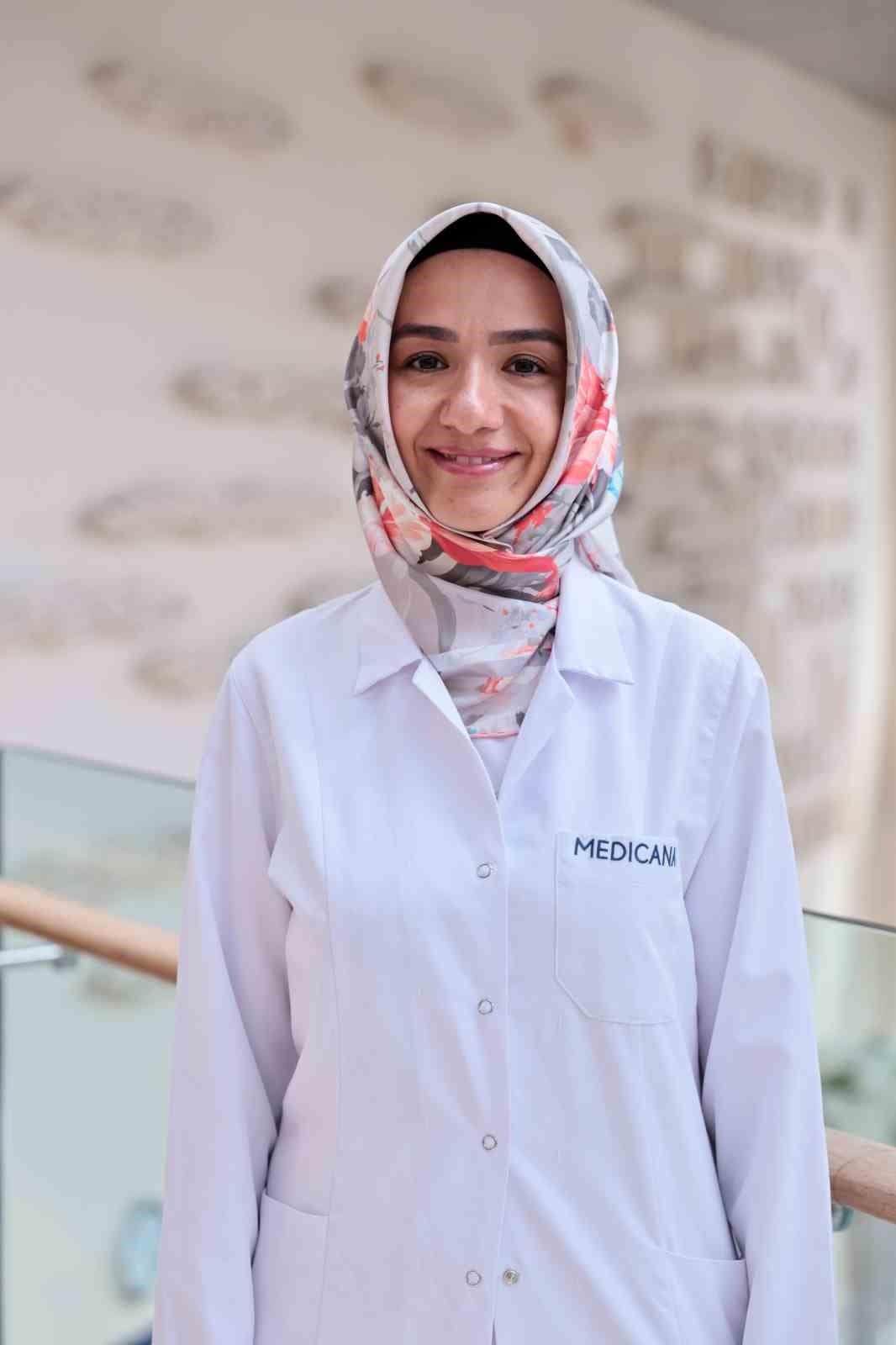 Yakın çalışma ve uzun ekran süresi, miyopi riskini artırıyor