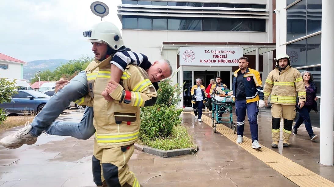 Tunceli’de deprem ve yangın tatbikatı