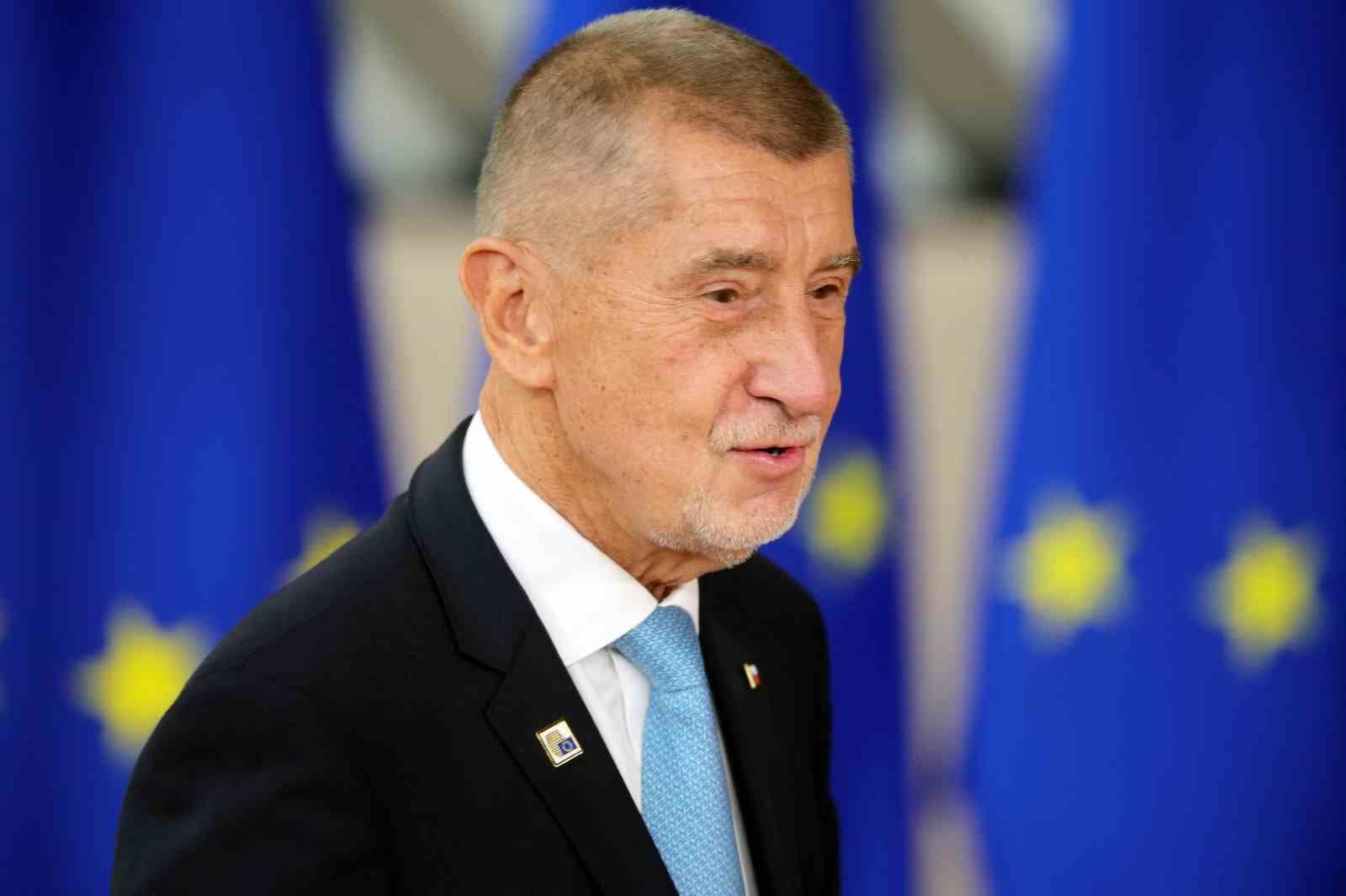 Çekya Başbakanı Babis: "Trump, Putin ile bir ticari anlaşma yaparak fiilen bize ihanet etti"