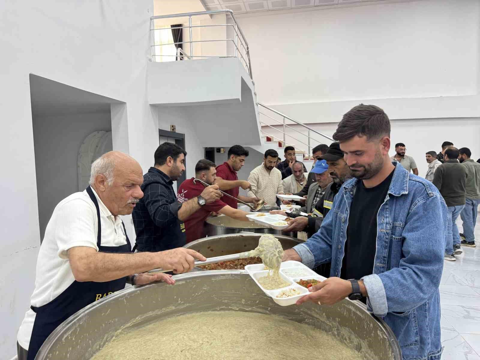 Alman Demokratlar Birliği Diyarbakır’da mevlit okuttu