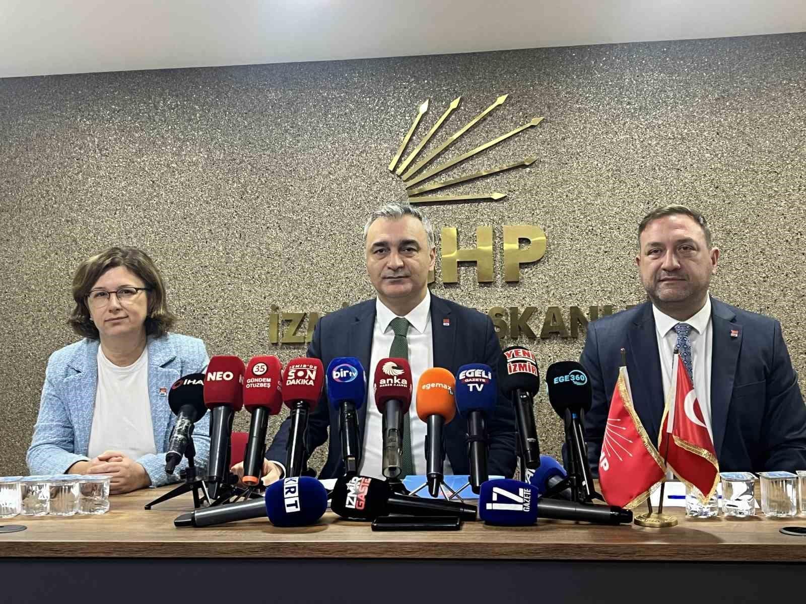 CHP’li Sarı: "Özgür Özel İzmir halkından özür dileyecek"