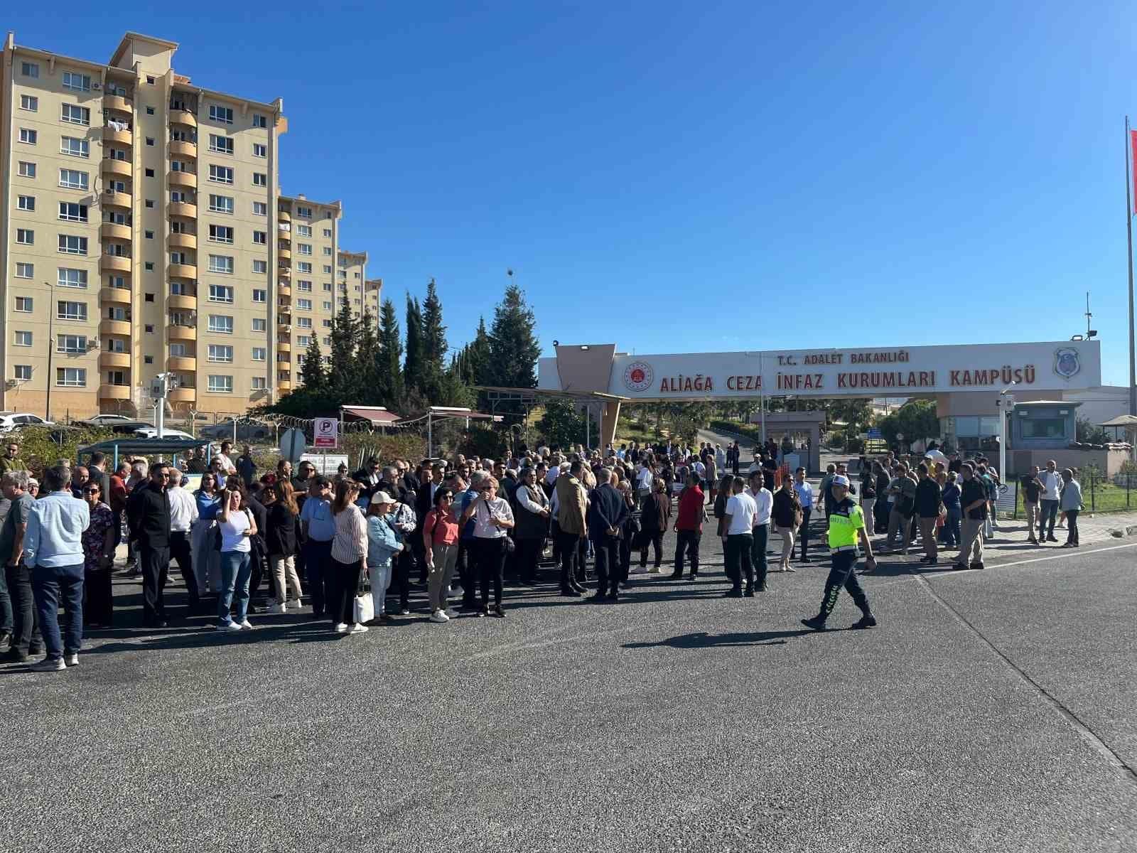 İZBETON davasına İzmir Büyükşehir’den katılma talebi