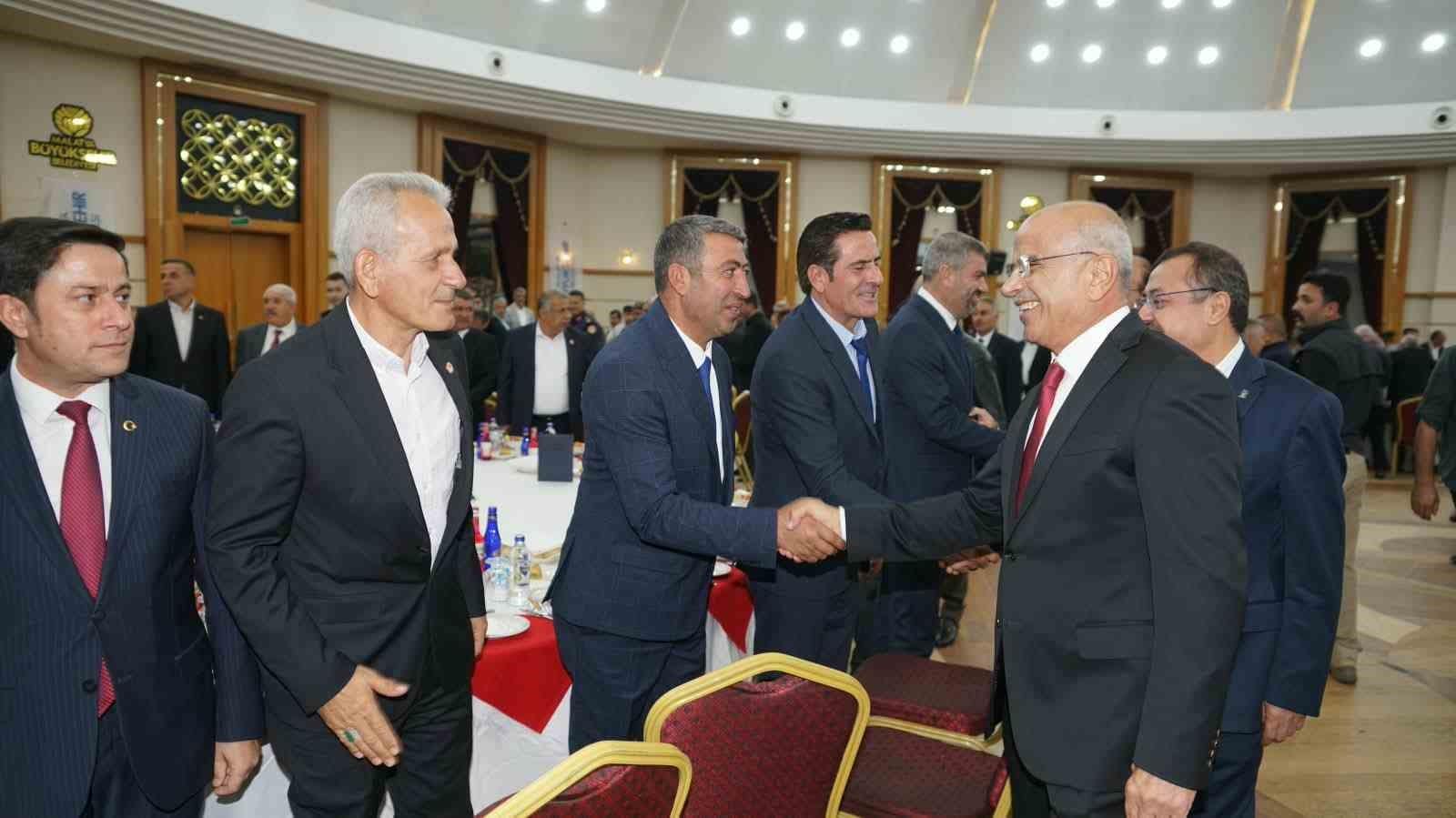 Başkan Er: "Muhtarlar yerel yönetimlerin en önemli paydaşlarıdır"