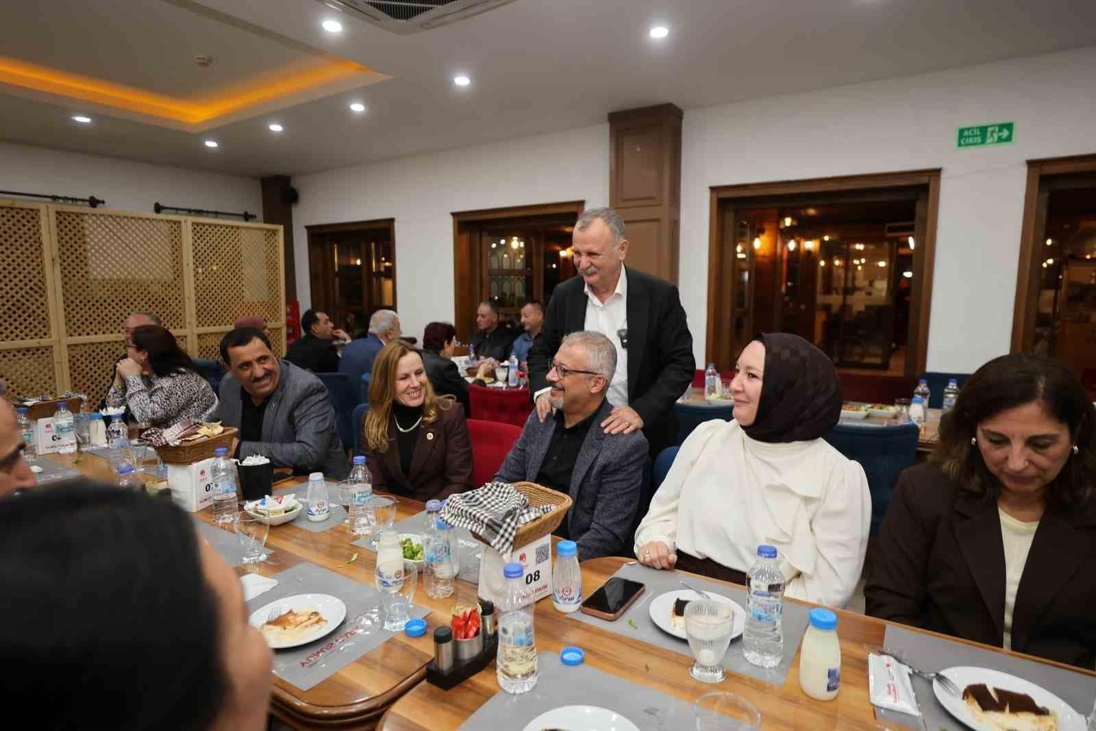 Yunusemre’de muhtarlar Günü buluşması
