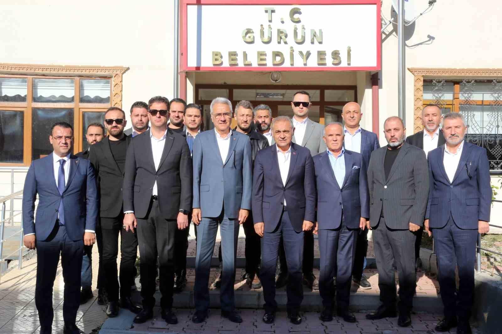 STSO Başkanı Zeki Özdemir: "İyi günde, kötü günde her dönem üyelerimizin yanındayız"