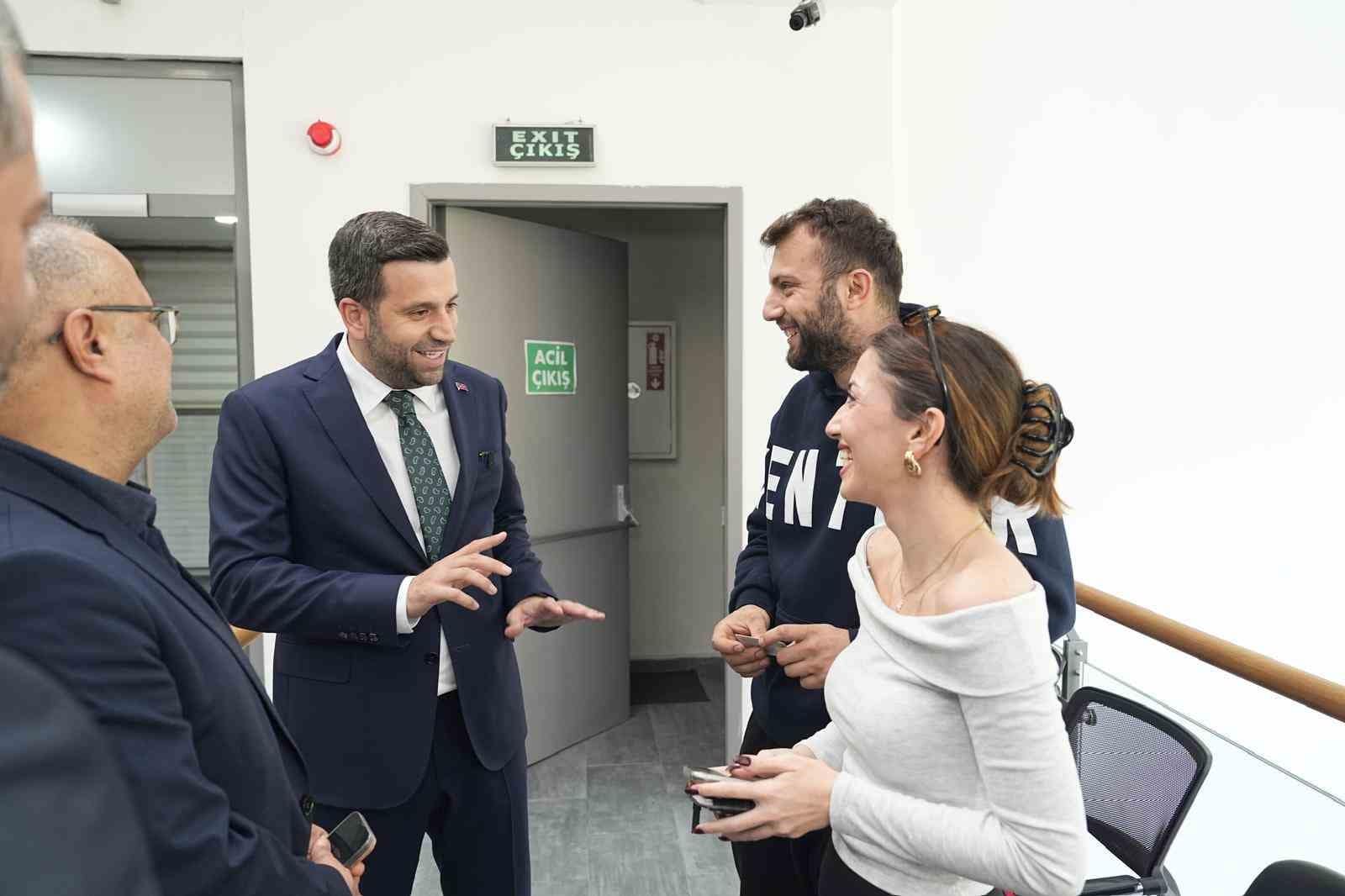 Ataşehir Başkan Vekili Orhan’dan kültür merkezlerine ziyaret