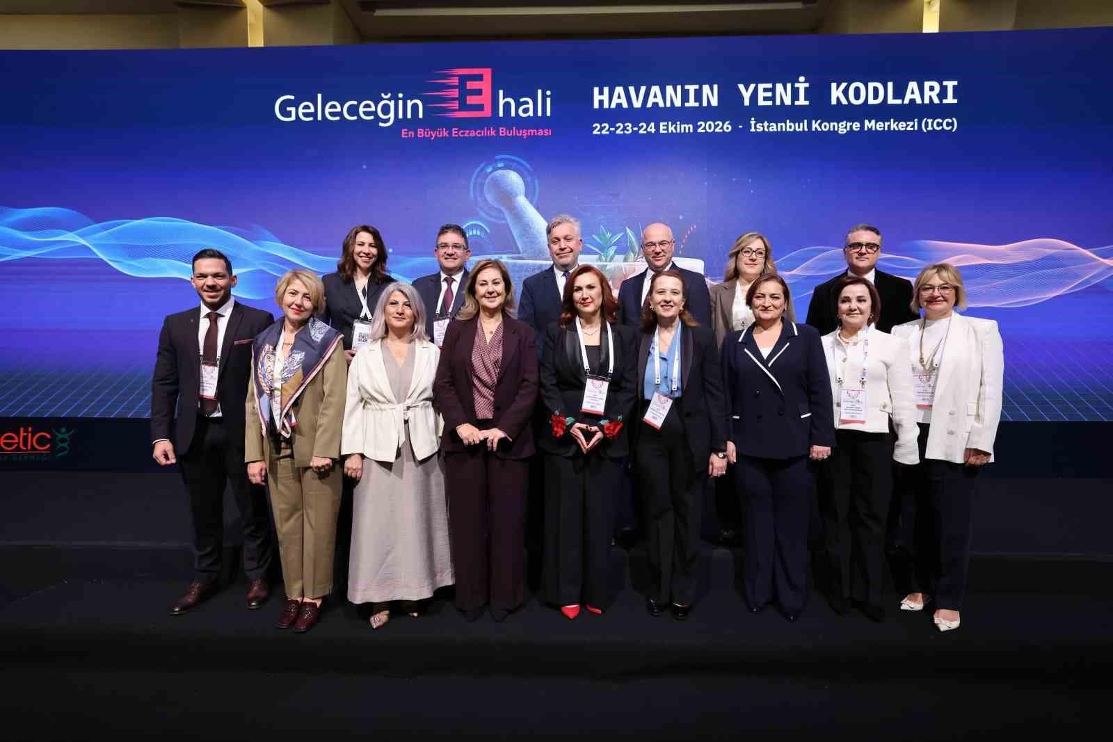 Eczacılar İstanbul’da Geleceğin E Hali Kongresi’nde buluştu