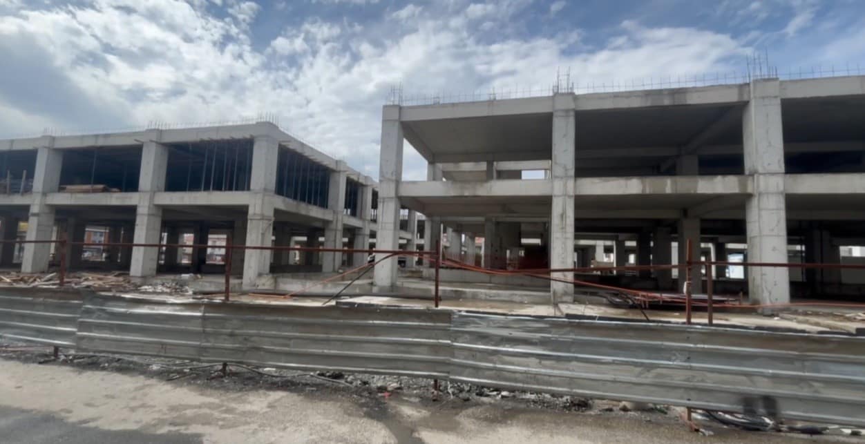 Belediyenin Merkez Çarşısı inşaatında acı son: 26 yaşındaki işçi hayatını kaybetti