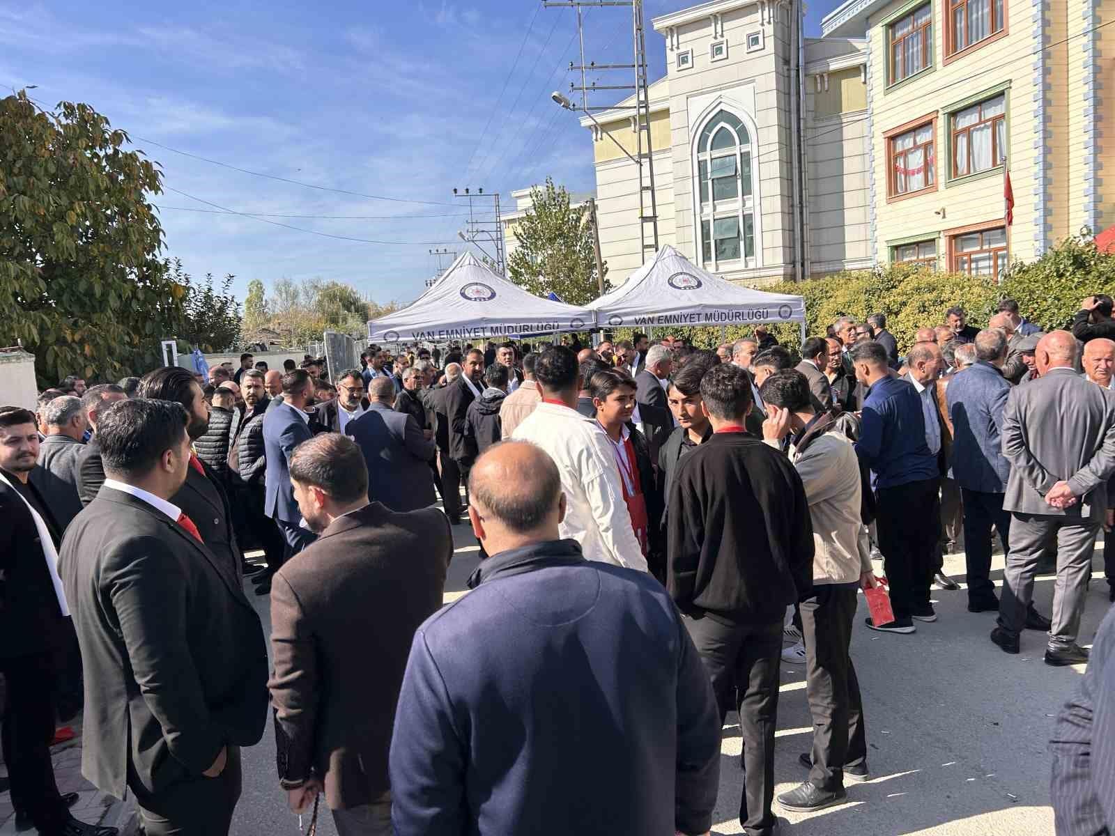Van TSO başkanlık seçimleri başladı