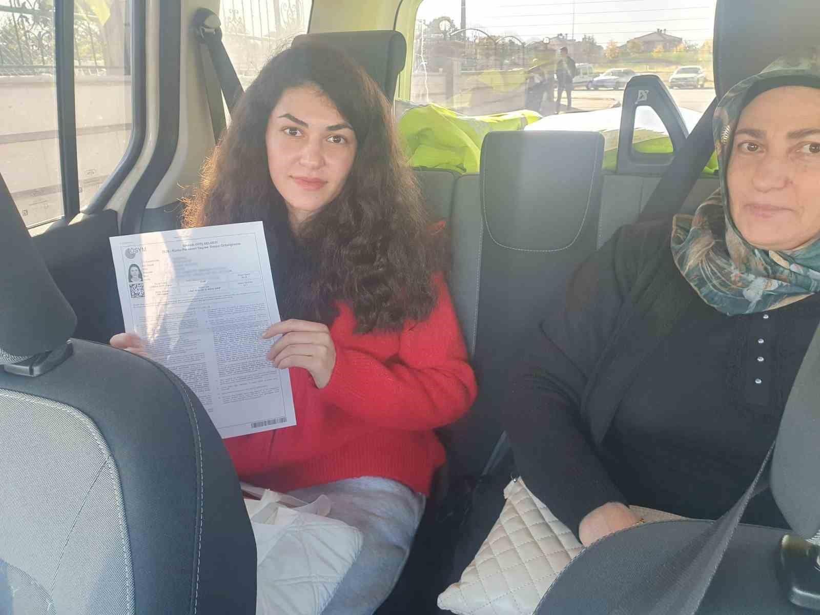 Büyükşehir ekipleri, KPSS adaylarını sınava yetiştirdi