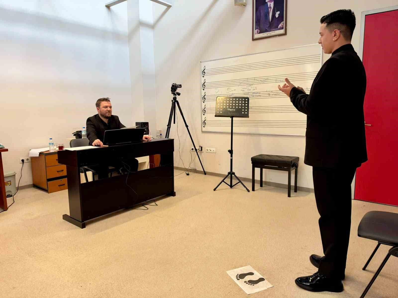 Bursa’da gençlerin sanat yolculuğu başlıyor