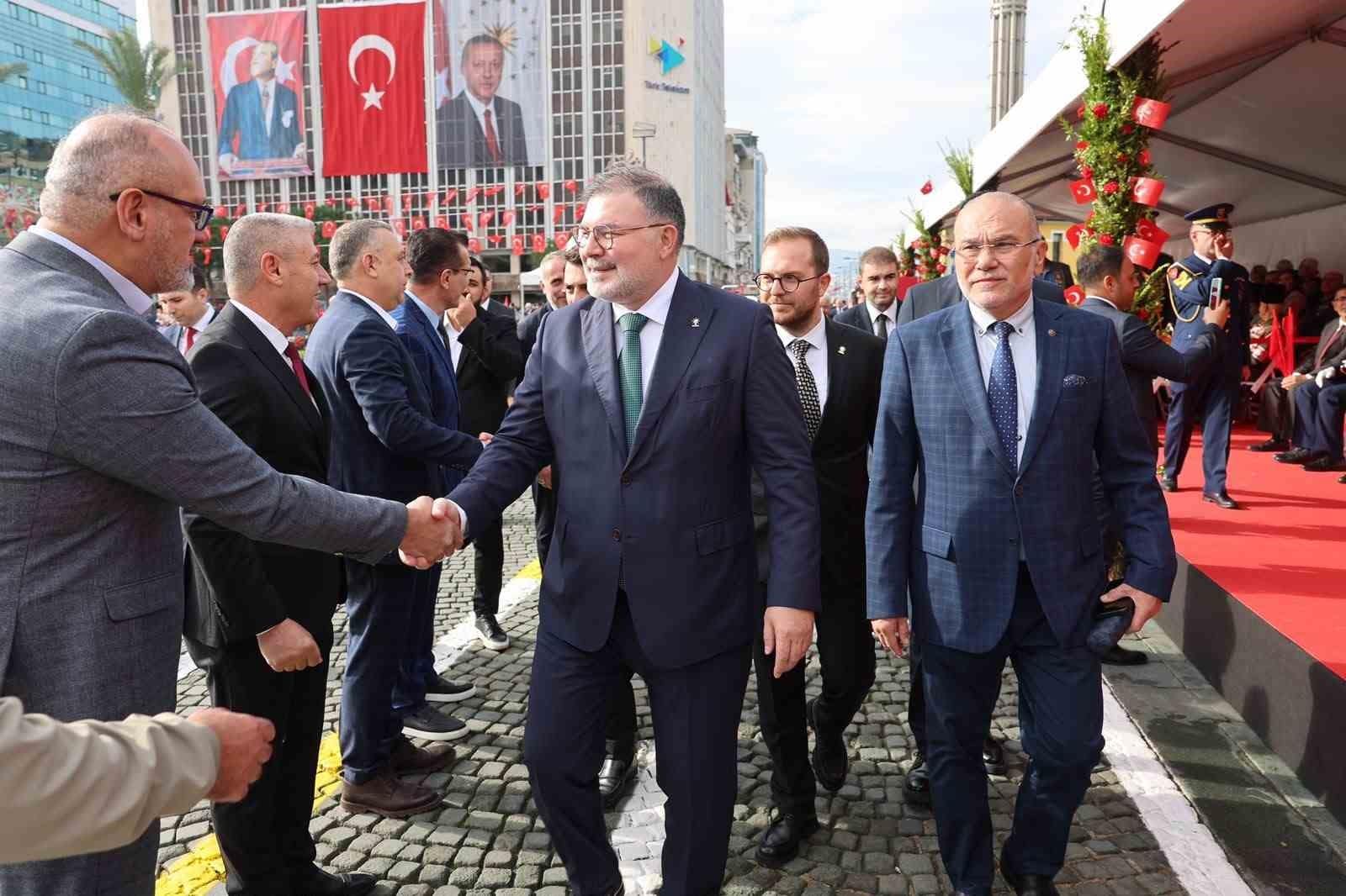 AK Parti İzmir İl Başkanı Saygılı: "Cumhuriyet hepimizin ortak emaneti, Türkiye hepimizin ortak geleceğidir"