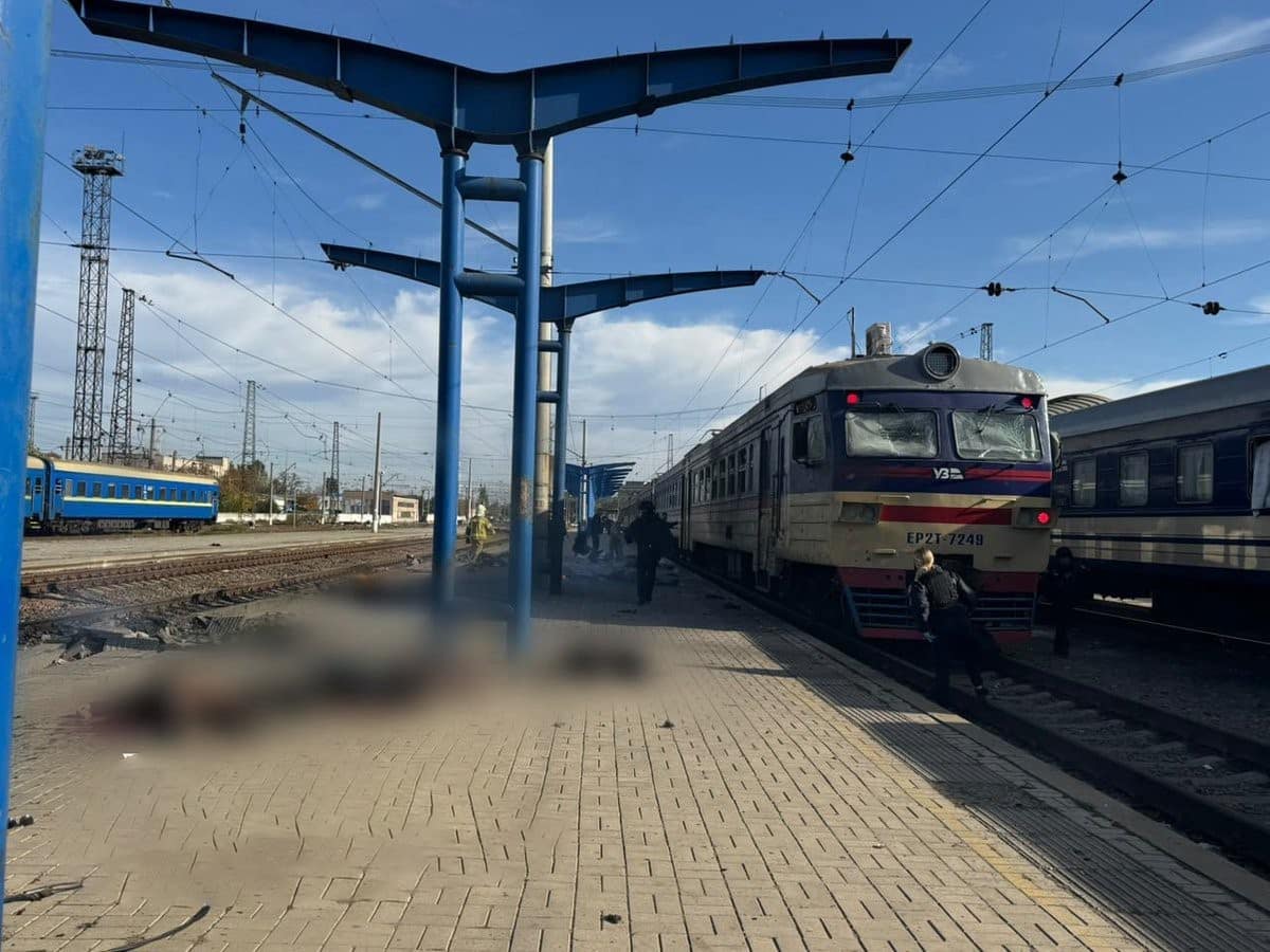 Rus ordusundan Dnipro’da tren istasyonuna saldırı: 13 ölü, 10 yaralı