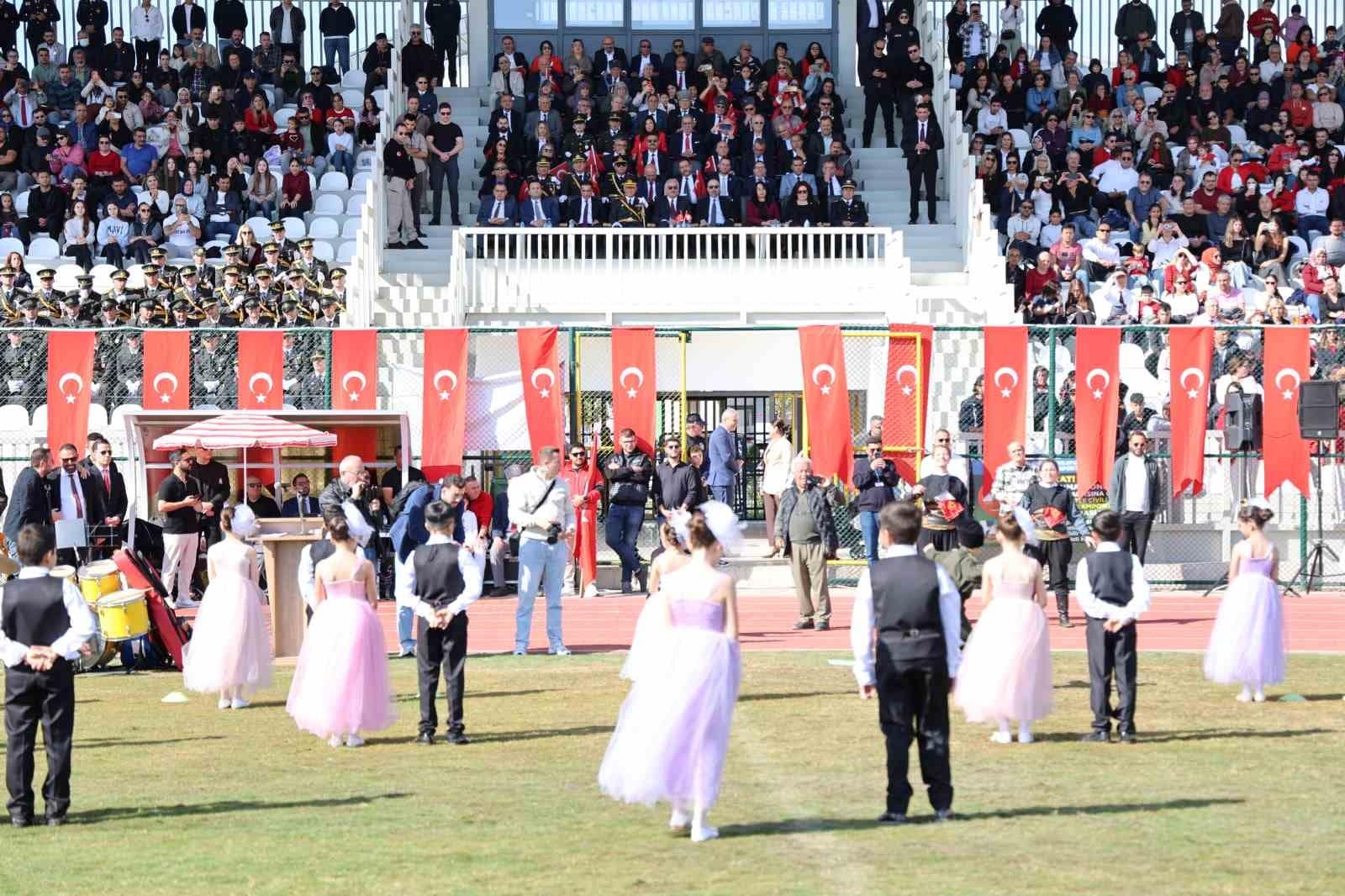 Söke’de Cumhuriyet Bayramı büyük coşkuyla kutlandı