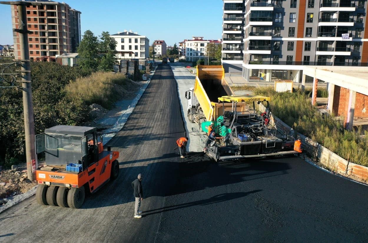 Ordu’da sıcak asfalt çalışmaları sürüyor