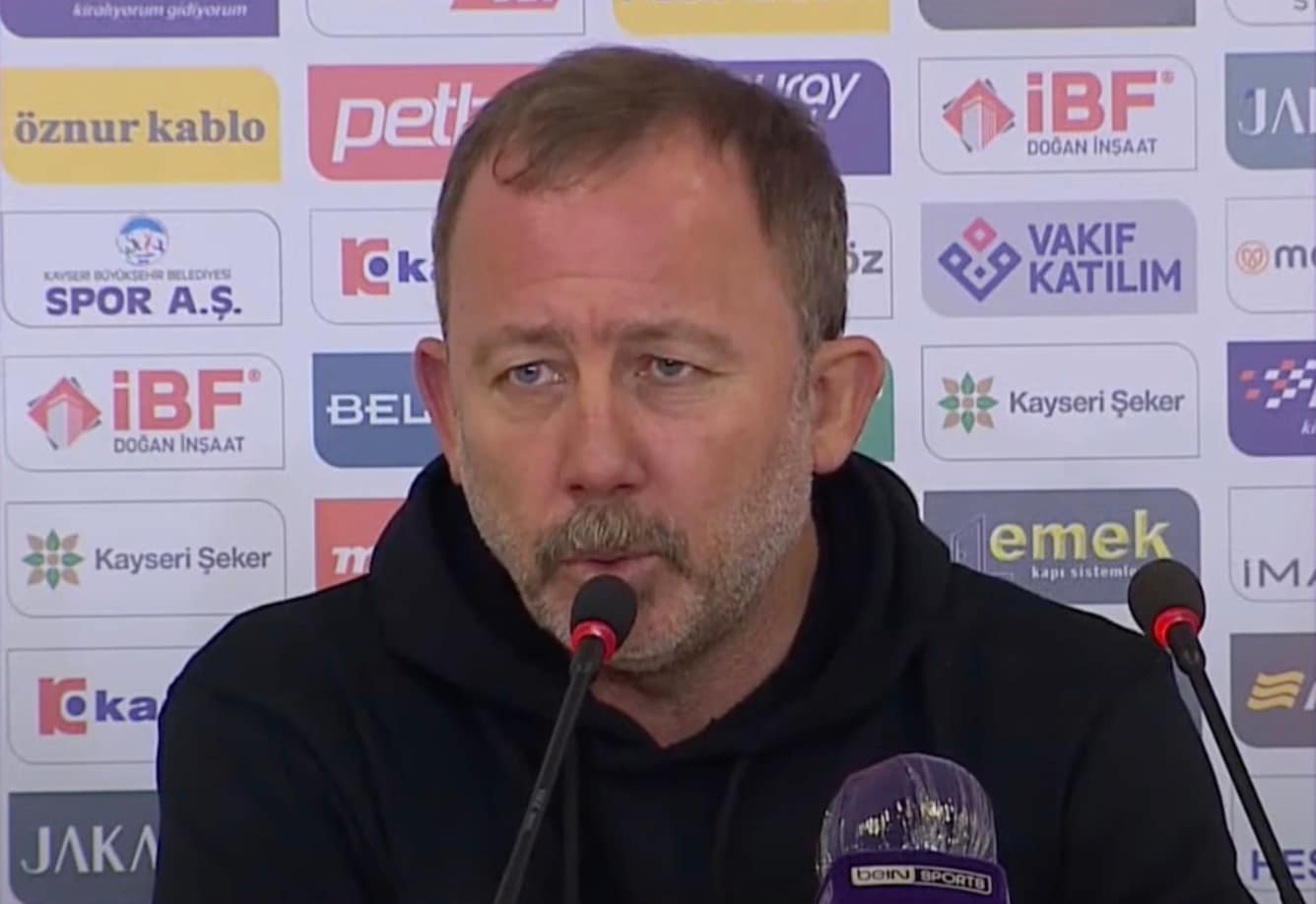 TFF: "A Milli Takım Teknik Direktörümüz Sergen Yalçın’ın TFF’nin Riva’daki merkezinde gerçekleşen imza töreninde yaptığı açıklamalar haricinde hiçbir kurum ya da kişiye vermiş olduğu bir beyanatı yoktur."
